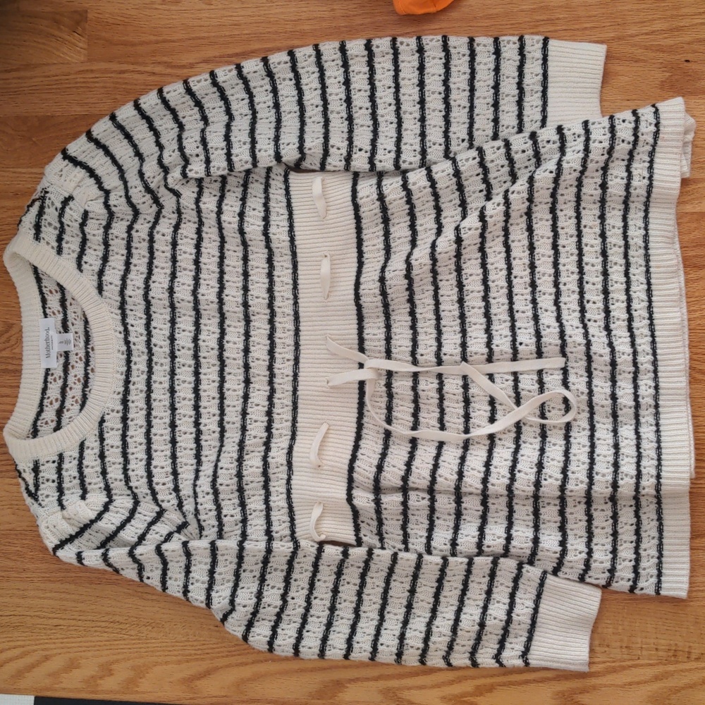 Maternity knit top